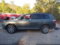 2011 Toyota Highlander — photo 14 of 16 | VIN 5TDZK3EH7BS032655
