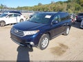 2013 Toyota Highlander — photo 2 of 16 | VIN 5TDBK3EH8DS253735