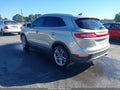 2015 Lincoln MKC — photo 3 of 12 | VIN 5LMCJ2A97FUJ31634