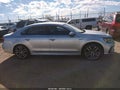 2017 Volkswagen Passat — photo 13 of 16 | VIN 1VWDT7A31HC078272