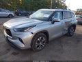 2023 Toyota Highlander Hybrid — photo 2 of 16 | VIN 5TDKBRCH6PS117808