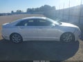2016 Lincoln MKZ — photo 13 of 21 | VIN 3LN6L2GK6GR633564