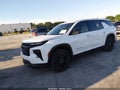 2024 Chevrolet Traverse — photo 2 of 16 | VIN 1GNEREKSXRJ177760