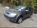 2007 Mitsubishi Outlander — photo 2 of 10 | VIN JA4MT31X87Z008529