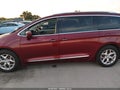 2019 Chrysler Pacifica — photo 14 of 16 | VIN 2C4RC1EG1KR644898