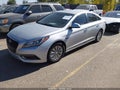 2017 Hyundai Sonata Hybrid — photo 2 of 11 | VIN KMHE24L38HA063040