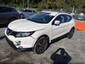 2017 Nissan Rogue Sport — photo 2 of 17 | VIN JN1BJ1CR7HW117303