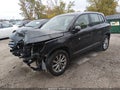 2017 Volkswagen Tiguan — photo 2 of 13 | VIN WVGAV7AX7HK044096