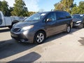2011 Toyota Sienna — photo 2 of 15 | VIN 5TDKK3DC6BS110429