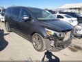 2018 Kia Sedona — photo 1 of 17 | VIN KNDME5C10J6372330