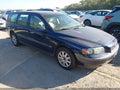 2002 Volvo V70 — photo 1 of 11 | VIN YV1SW61R621264189