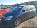 2005 Honda Odyssey — photo 2 of 11 | VIN 5FNRL387X5B126943