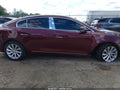 2016 Buick LaCrosse — photo 13 of 17 | VIN 1G4GB5G32GF110153