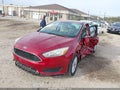2015 Ford Focus — photo 2 of 16 | VIN 1FADP3F2XFL281020