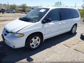 1999 Dodge Grand Caravan — photo 2 of 12 | VIN 1B4GP74L0XB555338