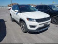 2017 Jeep Compass — photo 1 of 17 | VIN 3C4NJDCB1HT631409