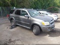 2006 Toyota Sequoia — photo 1 of 16 | VIN 5TDBT44A46S269926
