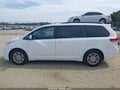 2011 Toyota Sienna — photo 14 of 17 | VIN 5TDYK3DCXBS099137