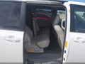 2011 Toyota Sienna — photo 8 of 17 | VIN 5TDYK3DCXBS099137