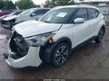 2018 Nissan Kicks — photo 2 of 16 | VIN 3N1CP5CU4JL544013