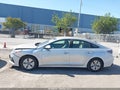 2019 Hyundai Sonata Hybrid — photo 14 of 16 | VIN KMHE24L3XKA091056