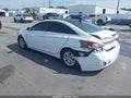 2011 Hyundai Sonata — photo 3 of 11 | VIN 5NPEB4AC0BH213276