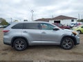 2016 Toyota Highlander — photo 13 of 17 | VIN 5TDJKRFH3GS354845