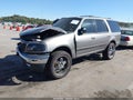 1999 Ford Expedition — photo 2 of 16 | VIN 1FMRU1868XLB15699