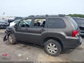 2011 Mitsubishi Endeavor — photo 15 of 17 | VIN 4A4JN2AS9BE027164