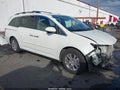 2016 Honda Odyssey — photo 1 of 18 | VIN 5FNRL5H6XGB022314