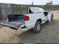 2001 Chevrolet S-10 — photo 4 of 10 | VIN 1GCDT19W318157577