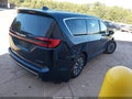 2022 Chrysler Pacifica — photo 4 of 20 | VIN 2C4RC1L70NR222113