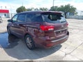 2017 Kia Sedona — photo 3 of 11 | VIN KNDMB5C10H6281271