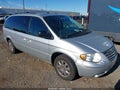2005 Chrysler Town & Country — photo 6 of 11 | VIN 2C4GP64L95R267197