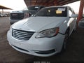 2014 Chrysler 200 — photo 2 of 16 | VIN 1C3CCBBB5EN118042