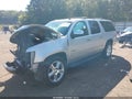 2013 Chevrolet Suburban 1500 — photo 2 of 16 | VIN 1GNSCJE05DR133117