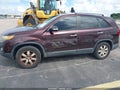 2011 Kia Sorento — photo 6 of 18 | VIN 5XYKT3A12BG148835