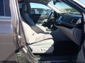 2015 Toyota Highlander — photo 5 of 18 | VIN 5TDYKRFH3FS073996