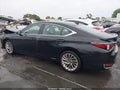 2021 Lexus ES 300h — photo 14 of 17 | VIN 58AEA1C18MU012011