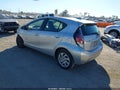 2015 Toyota Prius C — photo 3 of 17 | VIN JTDKDTB32F1109567