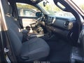 2016 Toyota Tacoma — photo 5 of 16 | VIN 3TMCZ5AN3GM010622