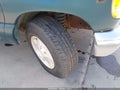 2001 Ford E-350 — photo 12 of 12 | VIN 1FBSS31L21HA87114