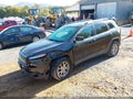 2015 Jeep Cherokee — photo 2 of 17 | VIN 1C4PJMCB0FW752190
