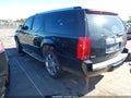 2010 Cadillac Escalade ESV — photo 3 of 11 | VIN 1GYUCHEF9AR118978