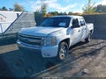 2008 Chevrolet Silverado 1500 — photo 2 of 16 | VIN 2GCEK13M281158814