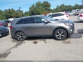 2017 Kia Sorento — photo 13 of 16 | VIN 5XYPHDA18HG243342
