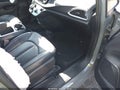 2025 Chrysler Pacifica — photo 5 of 17 | VIN 2C4RC1BG6SR569832