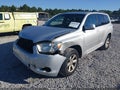 2010 Toyota Highlander — photo 2 of 16 | VIN 5TDZK3EH6AS008314