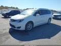 2018 Chrysler Pacifica — photo 2 of 16 | VIN 2C4RC1BG3JR100566