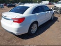 2013 Chrysler 200 — photo 4 of 11 | VIN 1C3CCBBB0DN656582